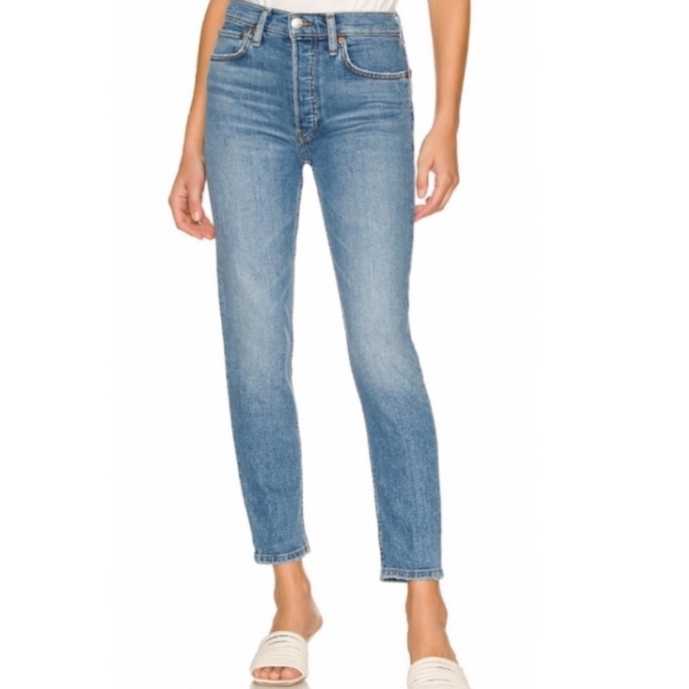 Re/Done 90’s High Rise Ankle Crop Jeans.